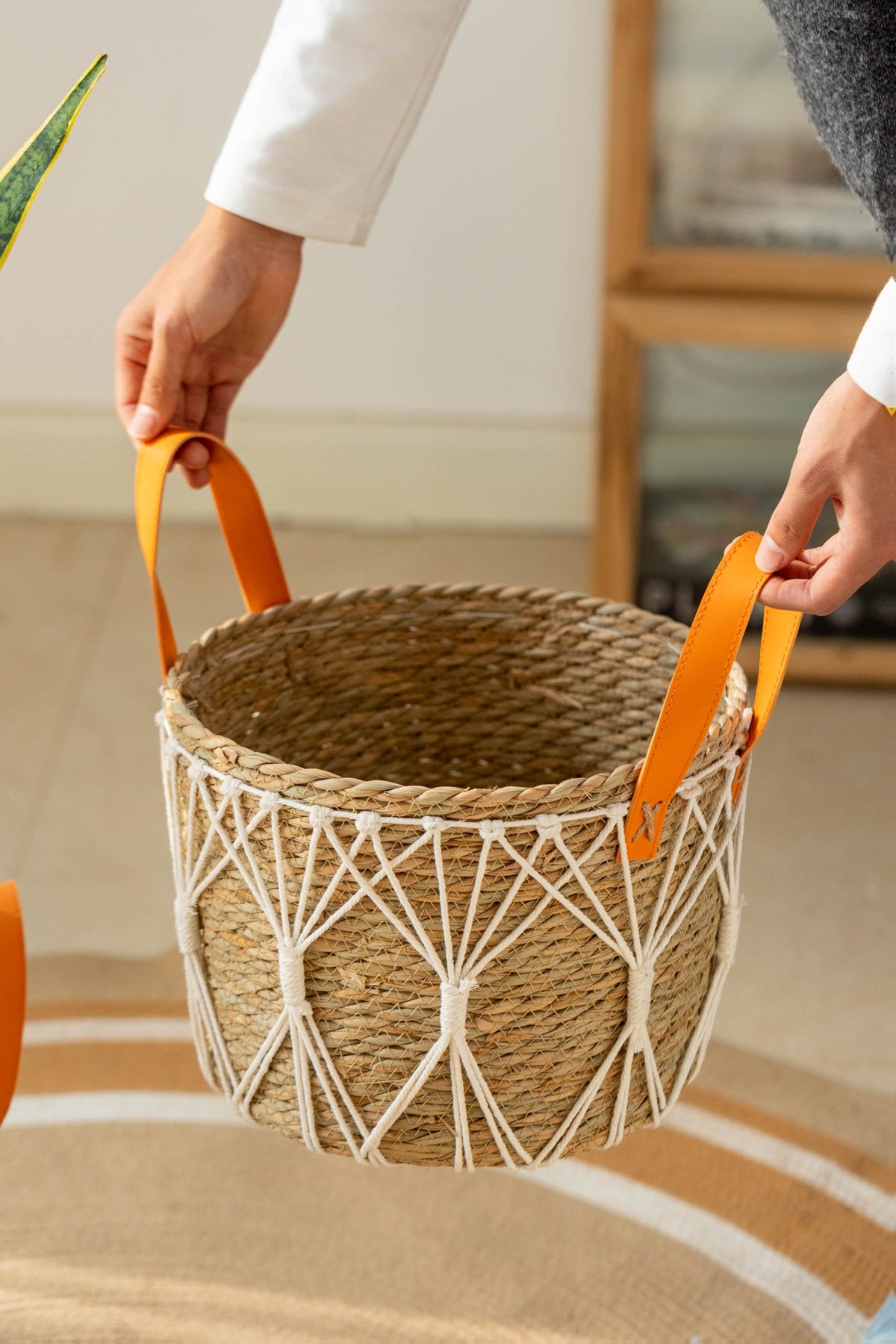 Cache-pot panier tressé à décor macramé Ø 25 cm, naturel