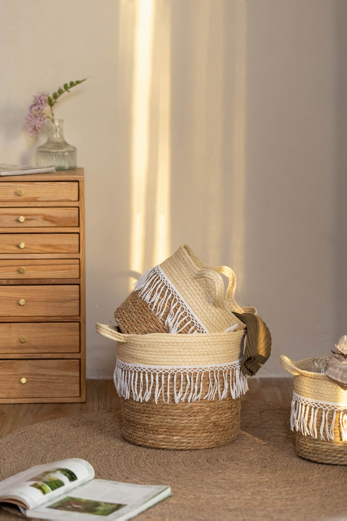 Cache-pot en osier tressé à franges macramé pour intérieur