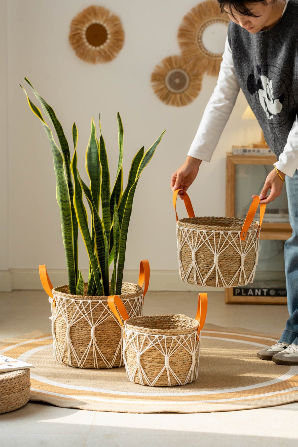 Cache-pot panier tressé à décor macramé Ø 25 cm, naturel