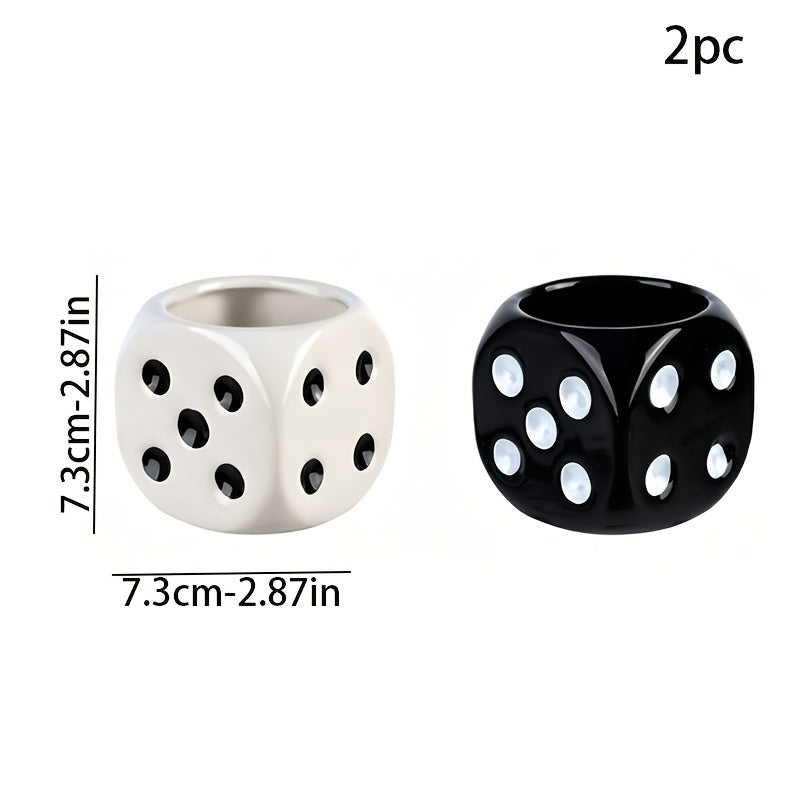 Cache-pot en céramique forme de dé — lot de 4, noir et blanc