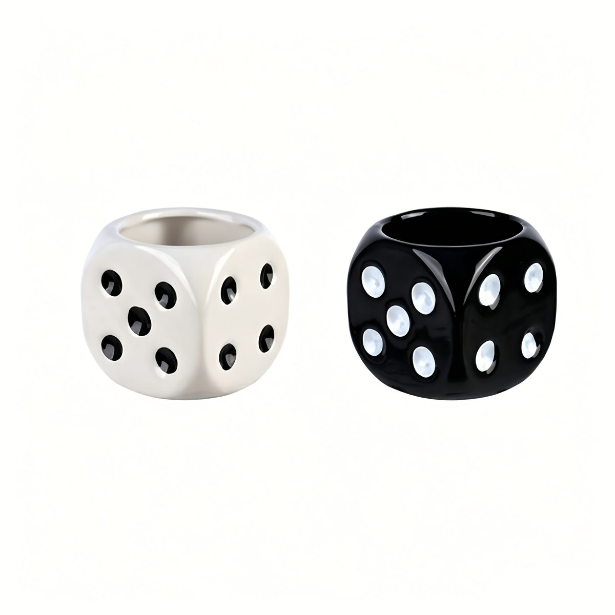 Cache-pot en céramique forme de dé — lot de 4, noir et blanc