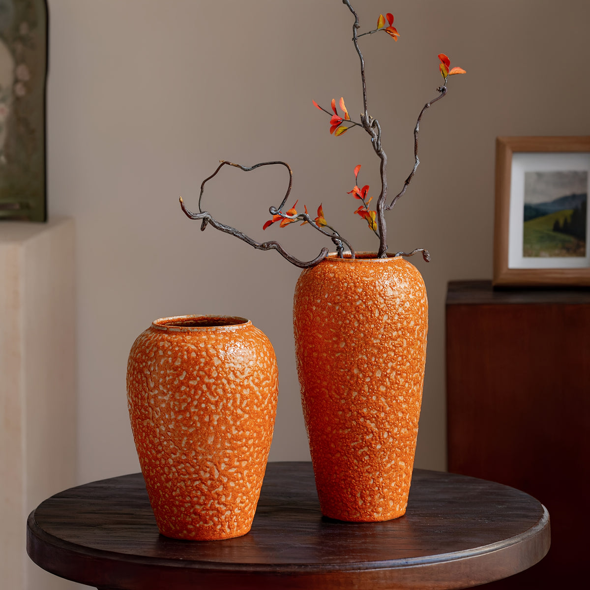 Cache-pot en céramique orange à glaçure mouchetée — H 32 cm