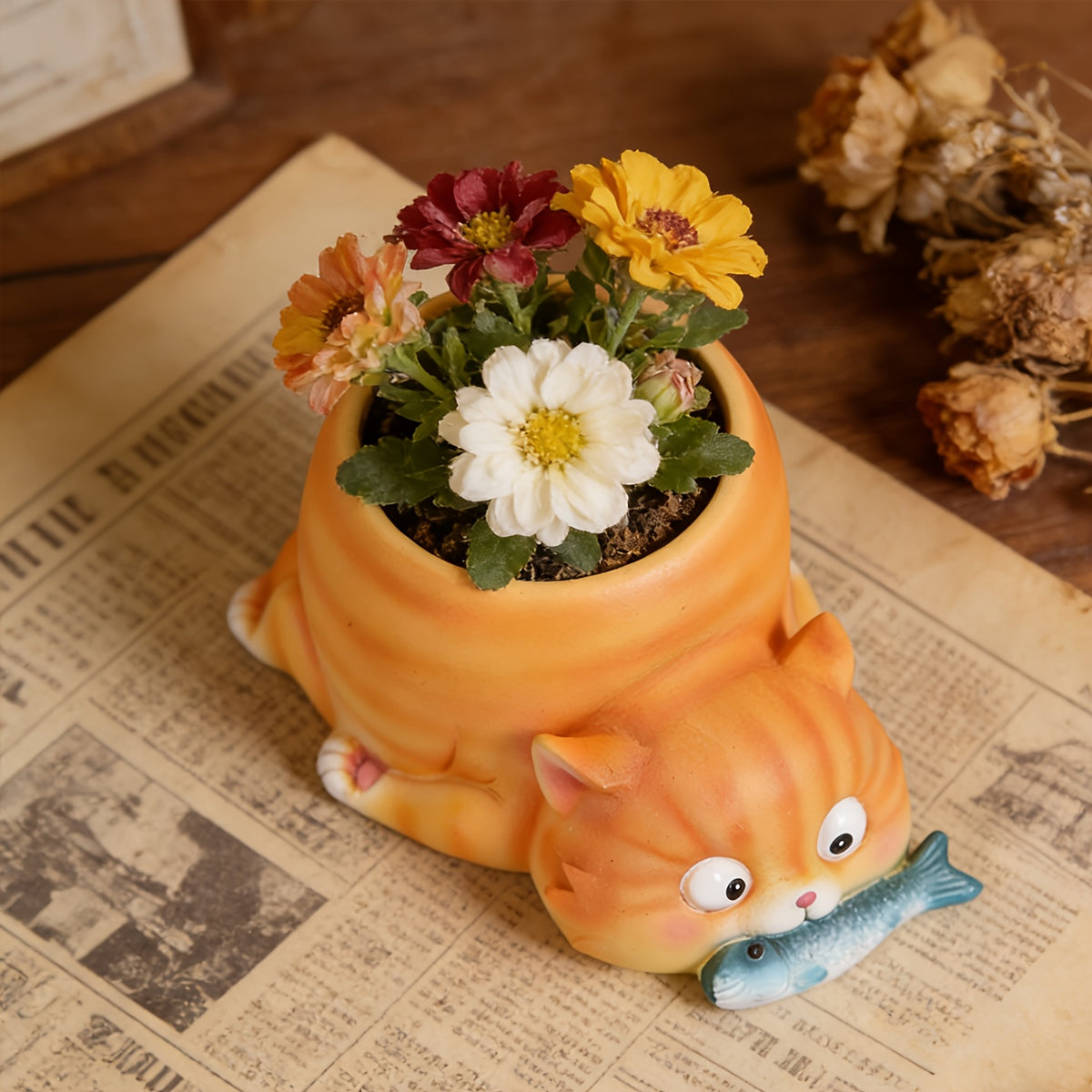 Cache-pot chat orange en résine peinte, déco originale 12 cm