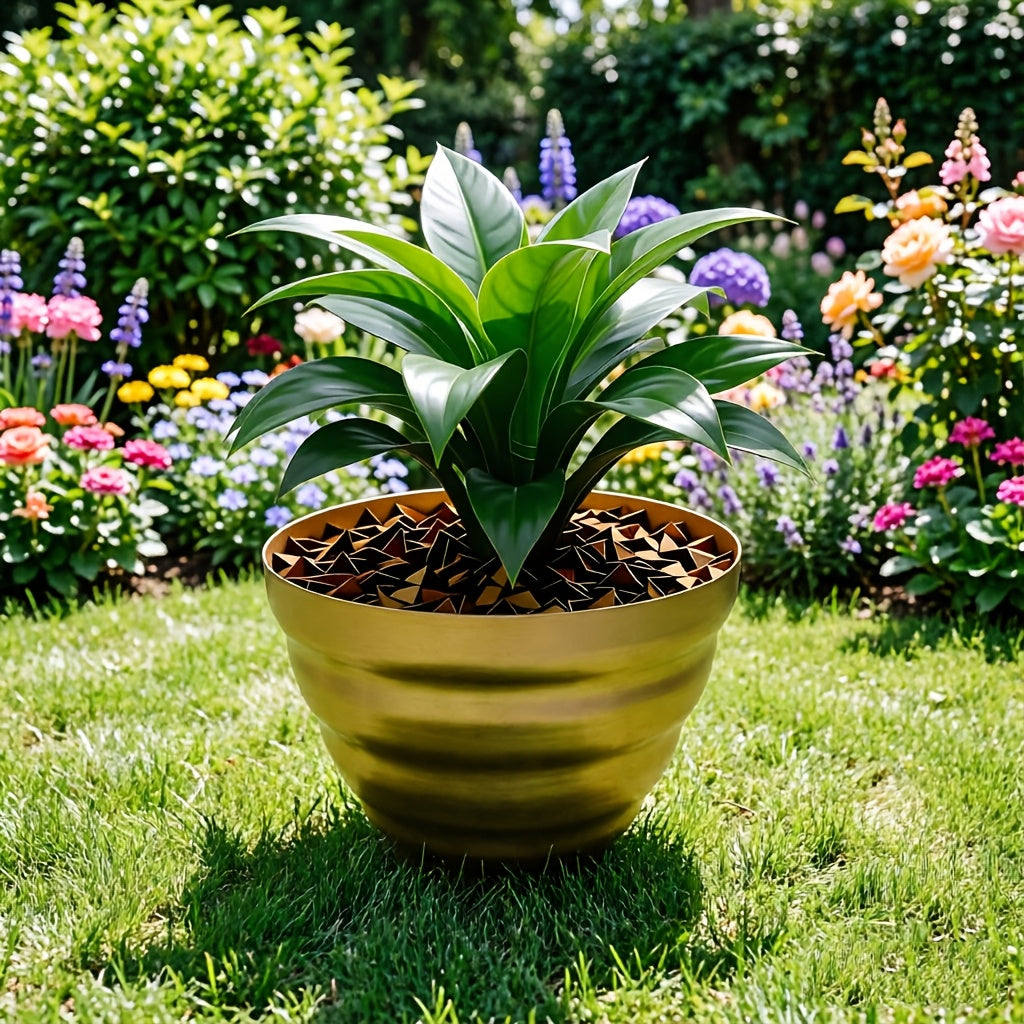Cache-pot en métal doré Ø 19 cm pour intérieur et jardin
