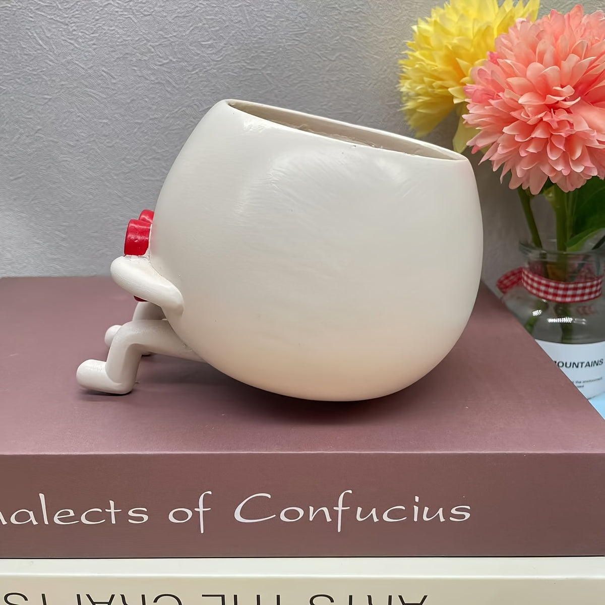 Cache-pot original Ø 12 cm - Personnage assis au cœur rouge