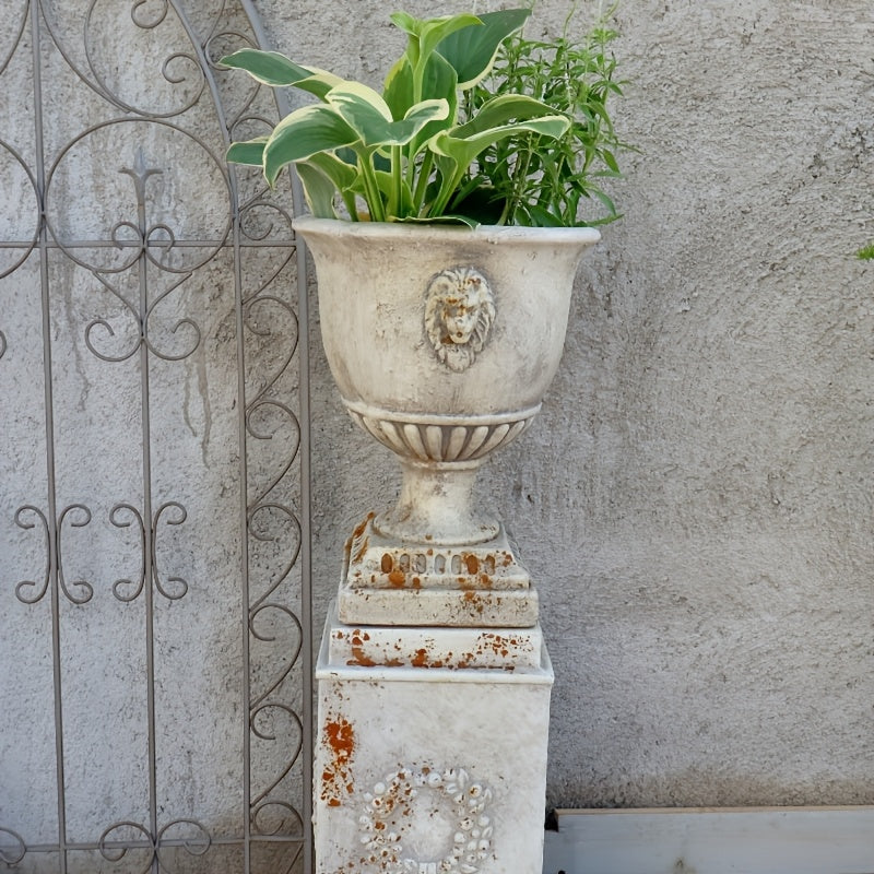 Cache-pot sur pied béton vieilli Ø 33 cm motif tête de lion