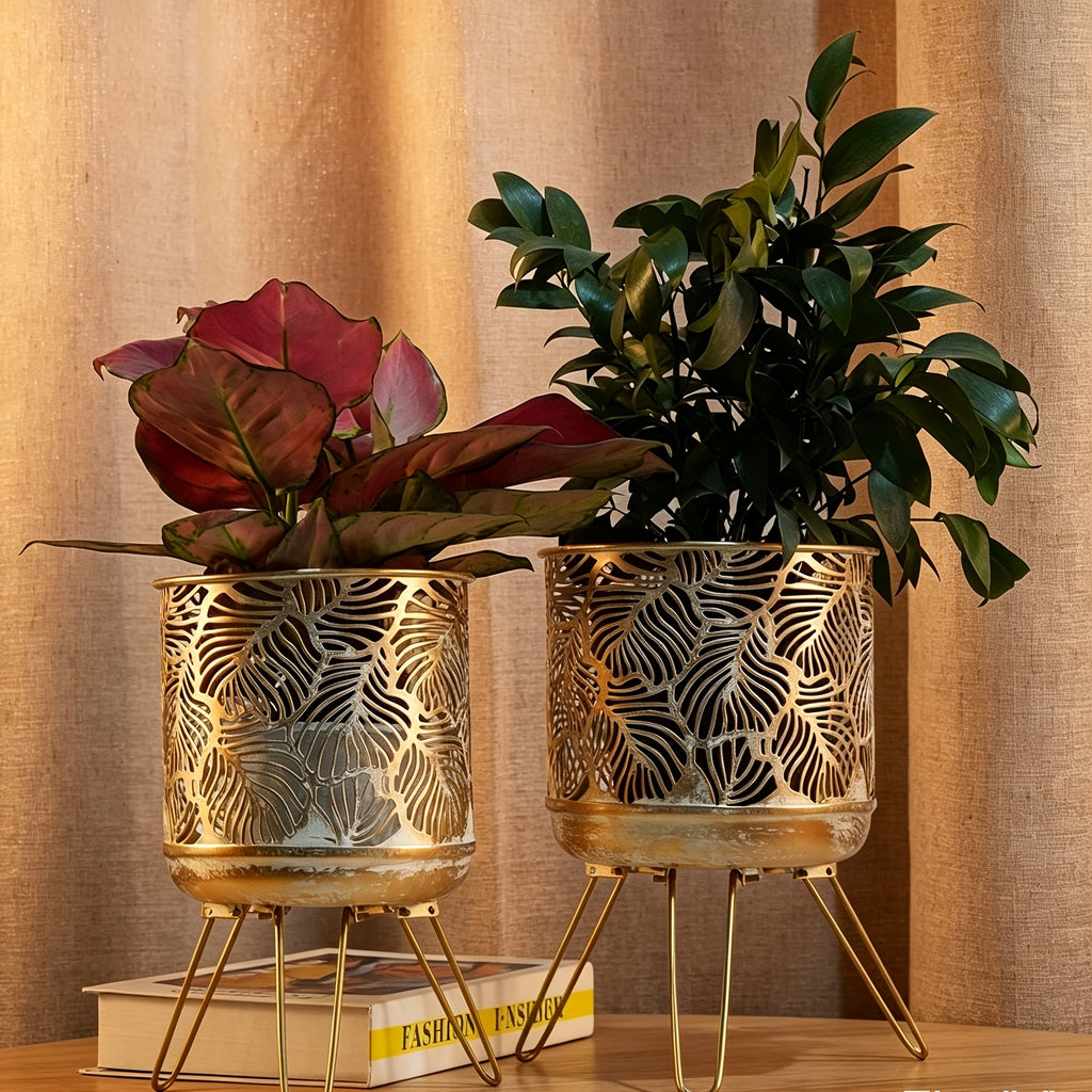 Cache-pot sur pied doré motif feuillage ajouré — Lot de 2