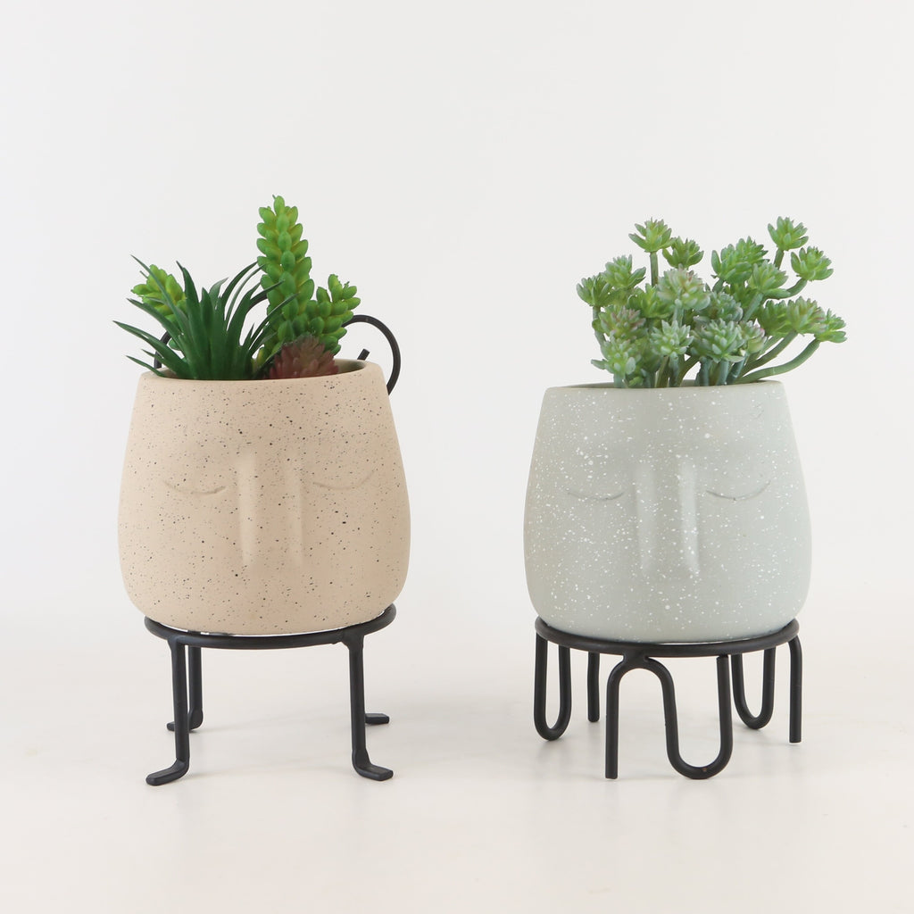 Cache-pot visage en béton Ø 11 cm, style nordique épuré
