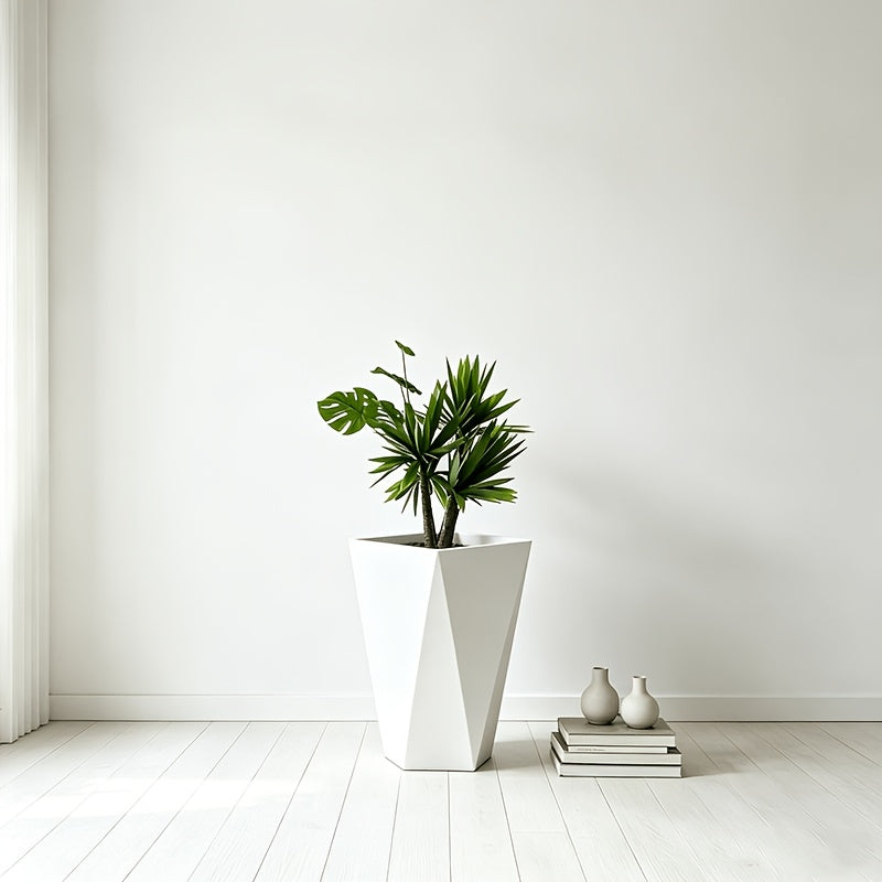 Grand pot de fleur carré blanc 25x25x40 cm, design facetté