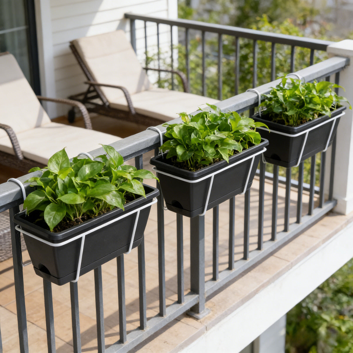 Jardinière de balcon 42 cm avec support et soucoupe intégrée