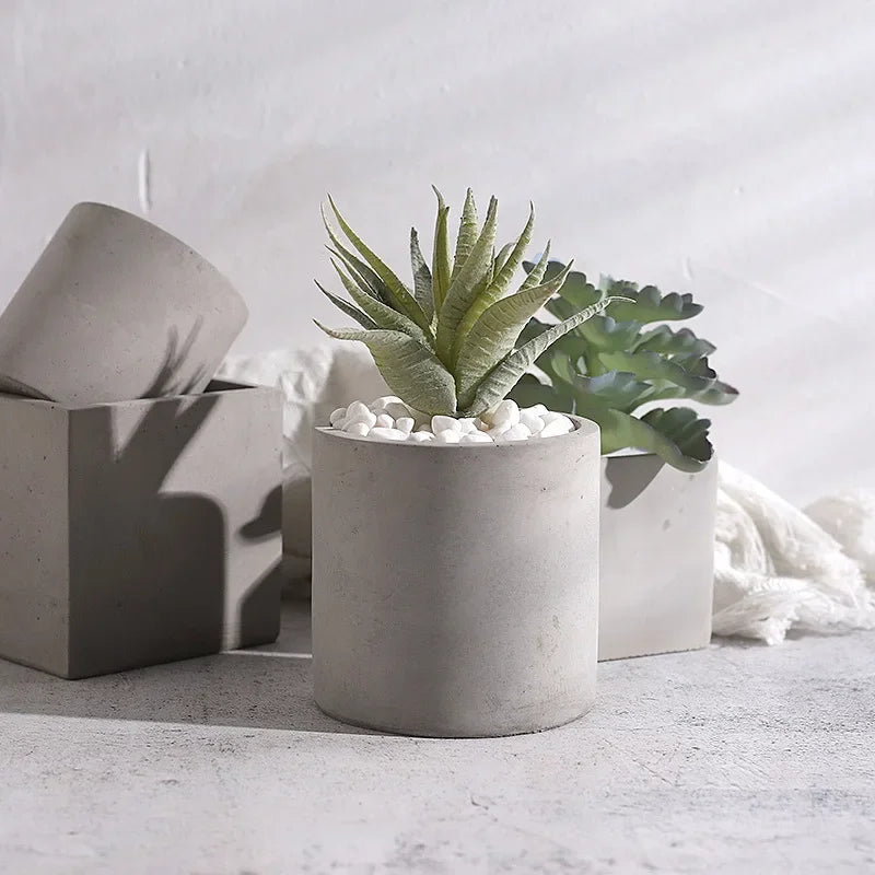 Pot de fleur en béton carré ou rond 8 à 12 cm pour succulente