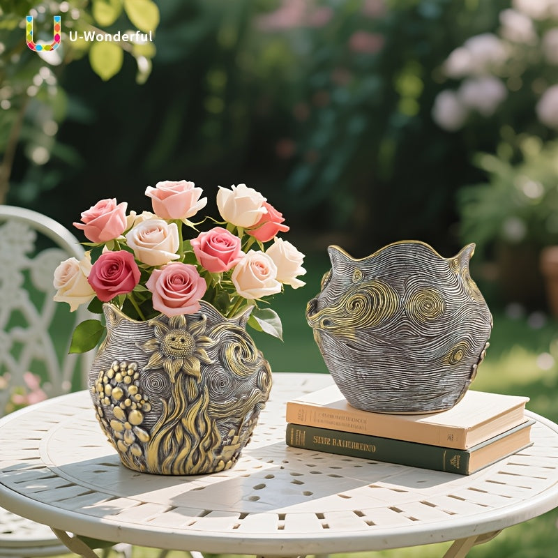 Pot de fleur doré en résine au motif ciel étoilé sculpté