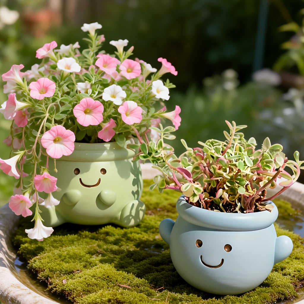 Pot de fleur extérieur en résine Ø 12 cm — visage souriant