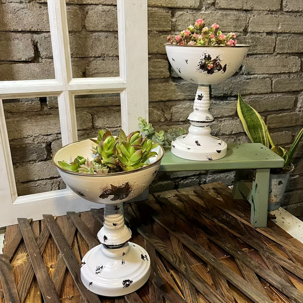 Pot de fleur sur pied métal blanc vieilli à étoile, Ø 17 cm