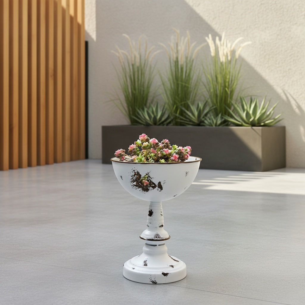 Pot de fleur sur pied métal blanc vieilli à étoile, Ø 17 cm