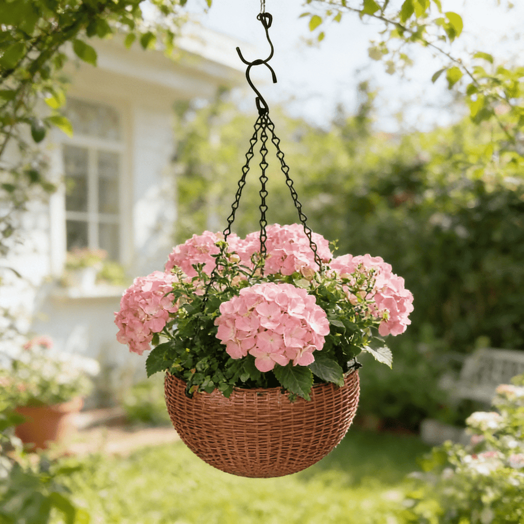 Pot de fleur suspendu noir Ø 17 cm, effet rotin avec drainage