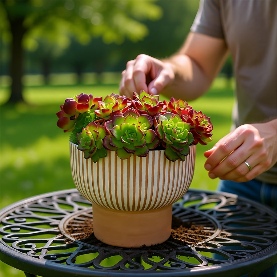 Pot de fleur en terre cuite sur pied Ø 17 cm à rayures crème