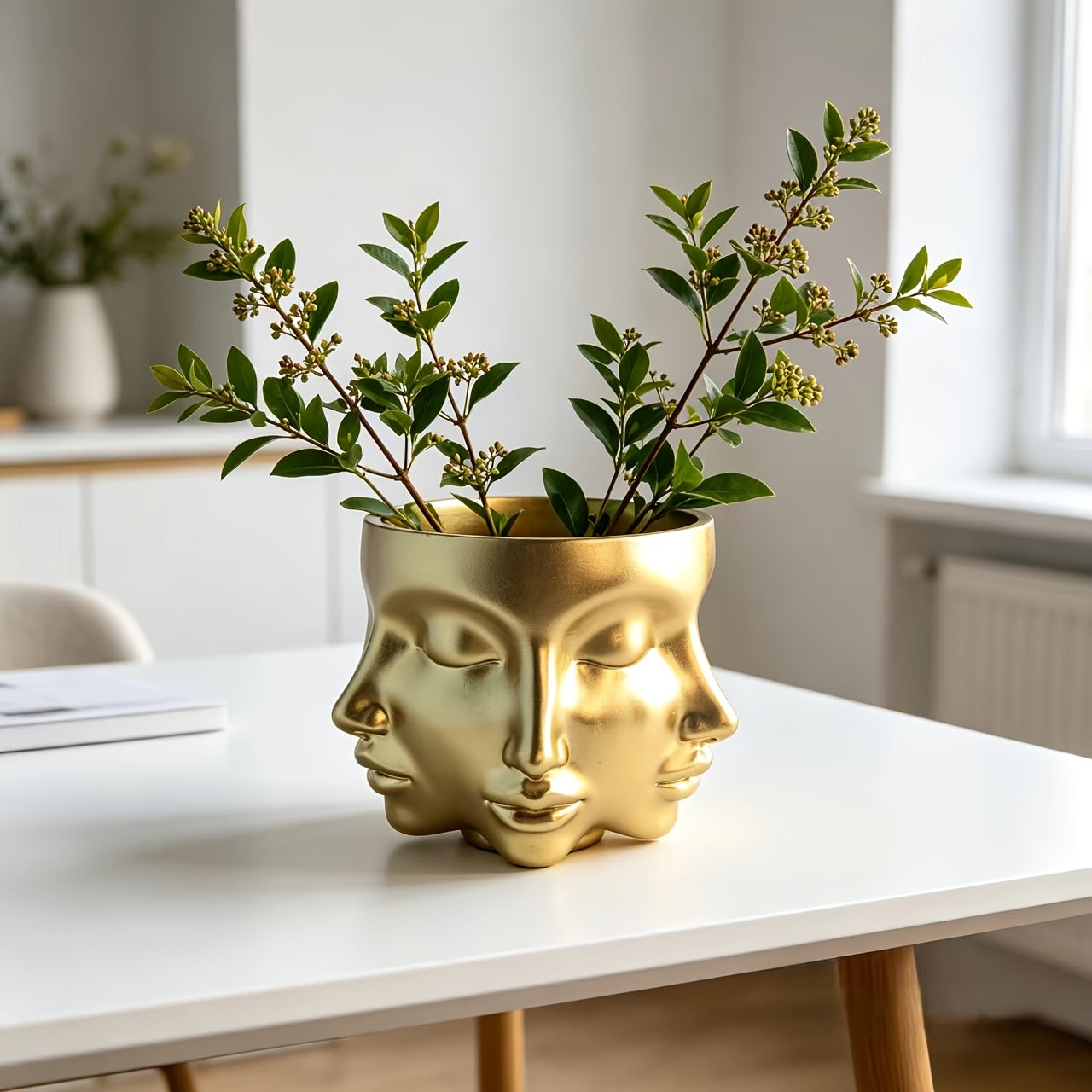 1PC Ornement en Résine en Forme de Visage Humain Multifacette de Style Luxe Léger Image
