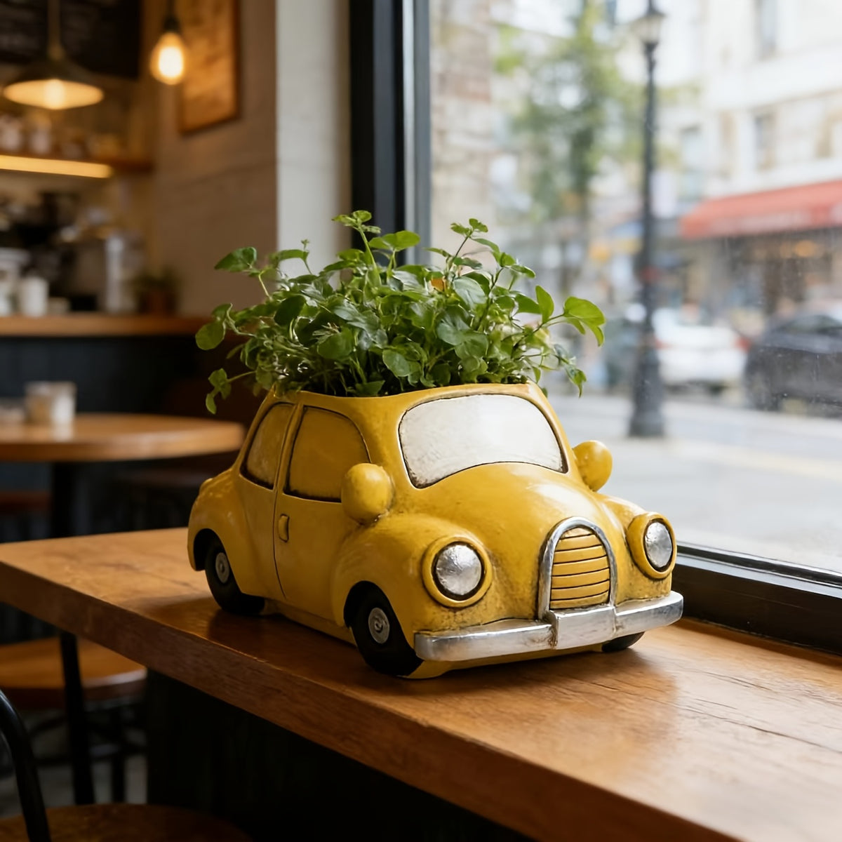 Pot de fleur voiture jaune en résine 15 cm avec drainage